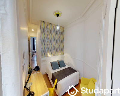 Chambre - 100 m² - 1 pièce