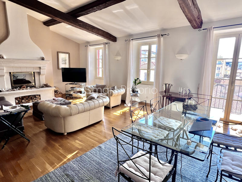 Appartement - 137 m² - 4 pièces