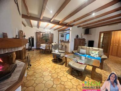 Maison - 103 m² - 4 pièces