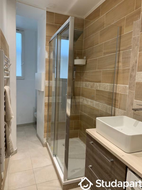 Chambre - 13 m² - 1 pièce