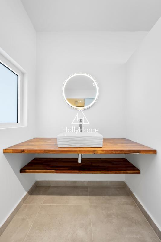 Maison ancienne - 265 m² - 5 pièces