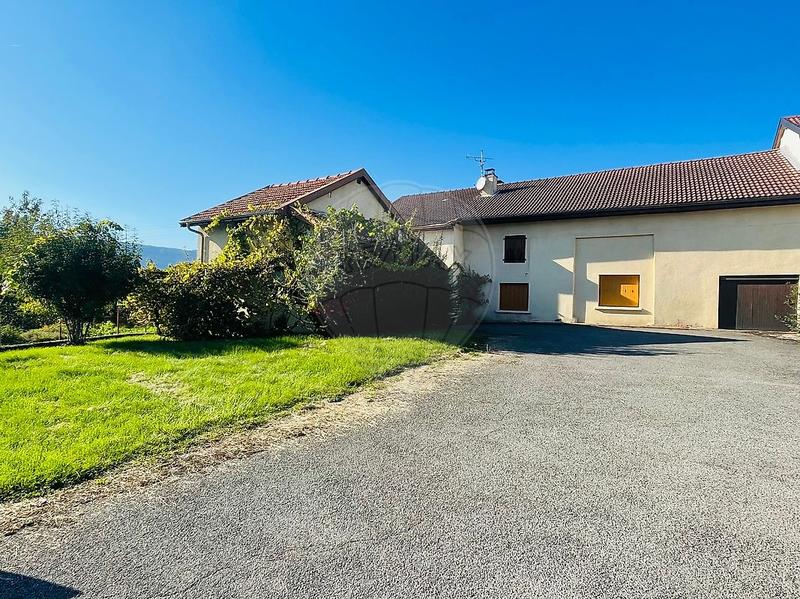 Maison de village - 150 m² - 4 pièces