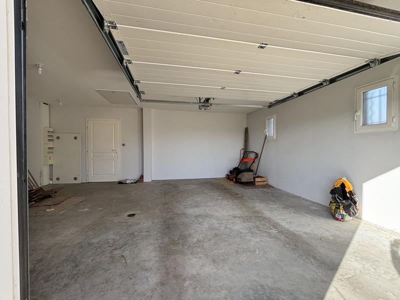 Maison traditionnelle - 143 m² - 6 pièces