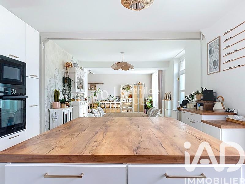 Maison - 191 m² - 7 pièces