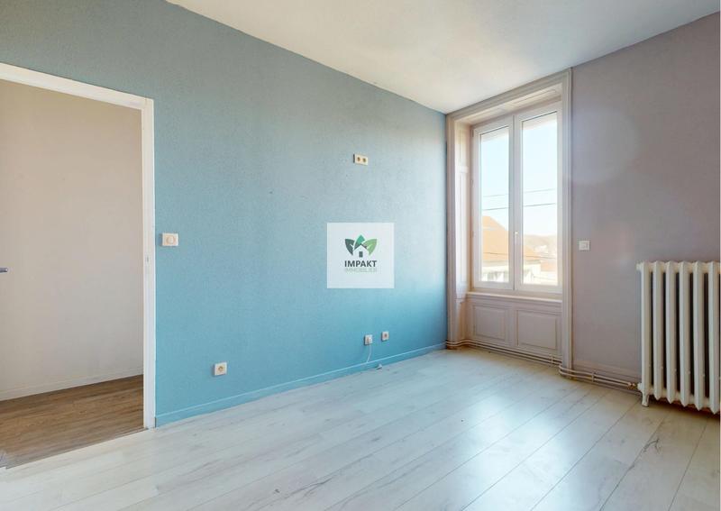 Appartement - 88 m² - 4 pièces