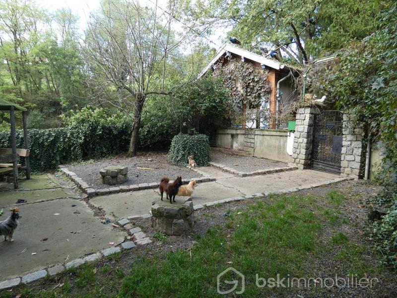 Maison ancienne - 186 m² - 8 pièces