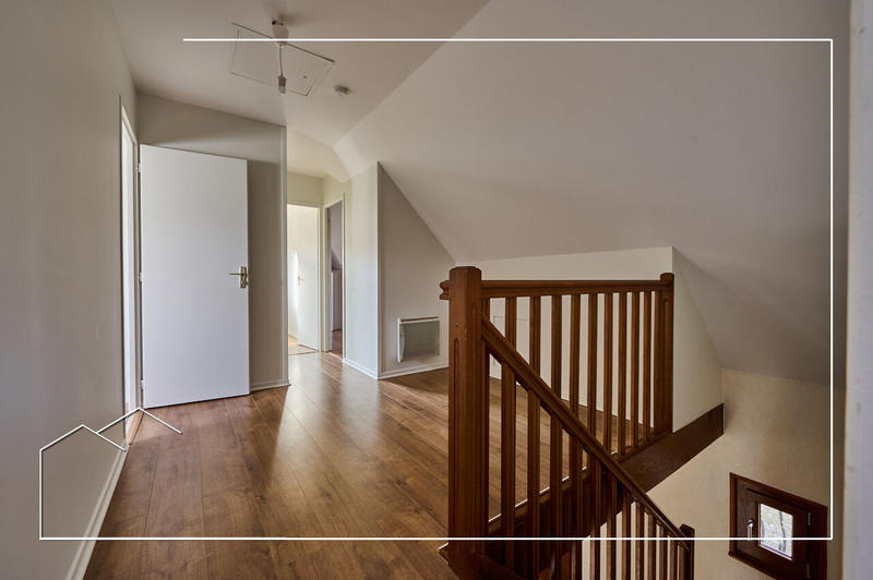 Maison - 99 m² - 4 pièces