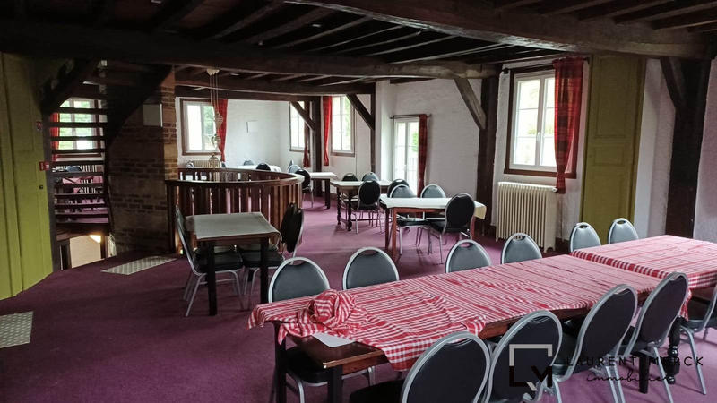 Fonds de commerce - 1 790 m²