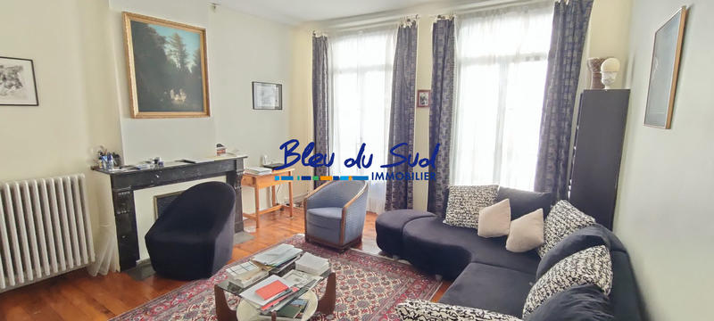 Maison - 250 m² - 11 pièces