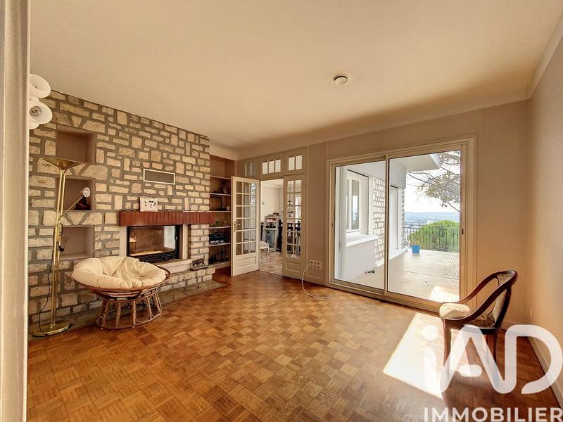 Maison - 193 m² - 6 pièces