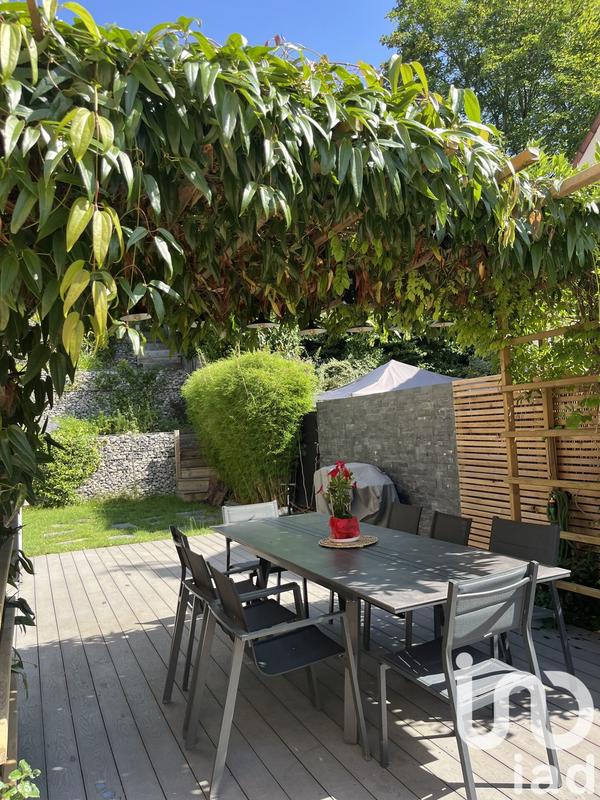 Maison - 170 m² - 8 pièces