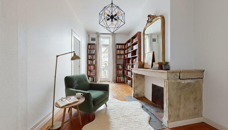 Appartement - 120 m² - 6 pièces