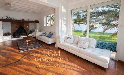 Villa - 207 m² - 4 pièces