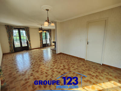 Maison - 104 m² - 6 pièces