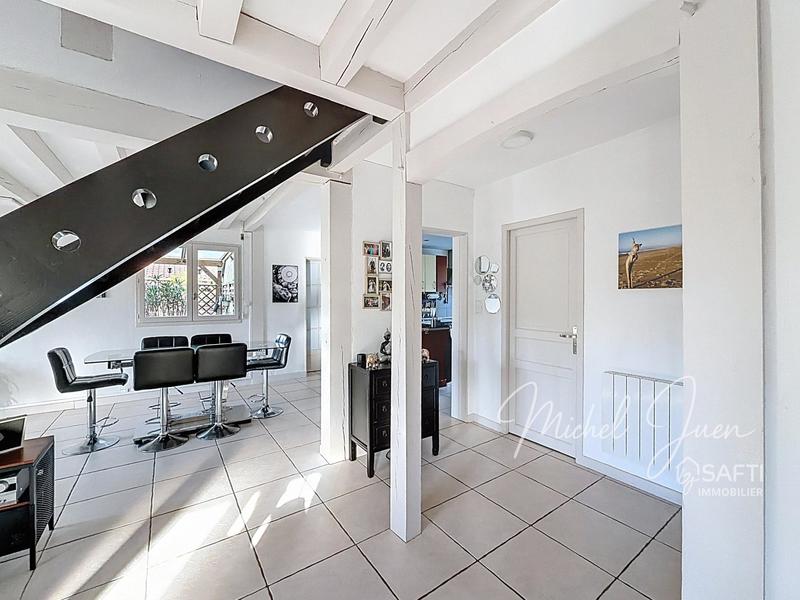 Maison - 140 m² - 5 pièces