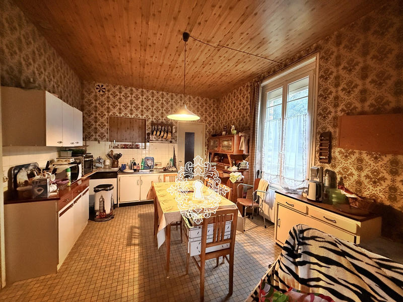 Maison - 98 m² - 4 pièces