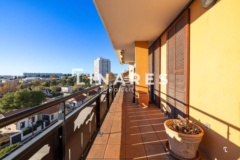 Appartement - 80 m² - 3 pièces