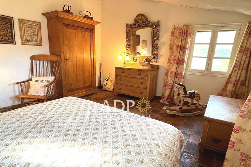 Maison - 150 m² - 4 pièces