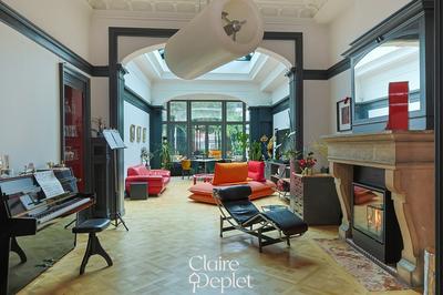 Maison bourgeoise - 325 m² - 9 pièces