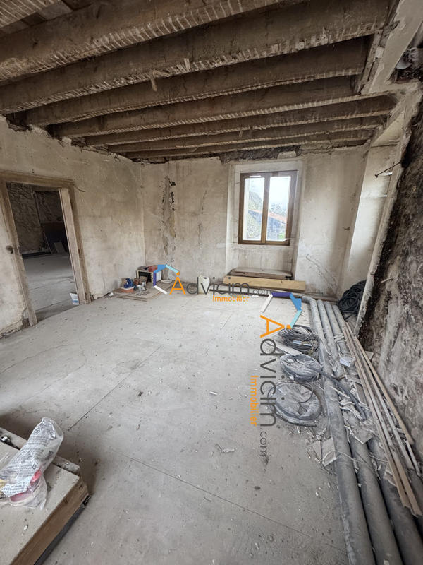 Maison - 280 m² - 9 pièces