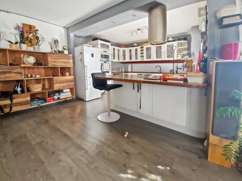 Appartement - 86 m² - 4 pièces