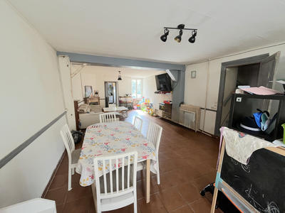 Maison - 130 m² - 4 pièces