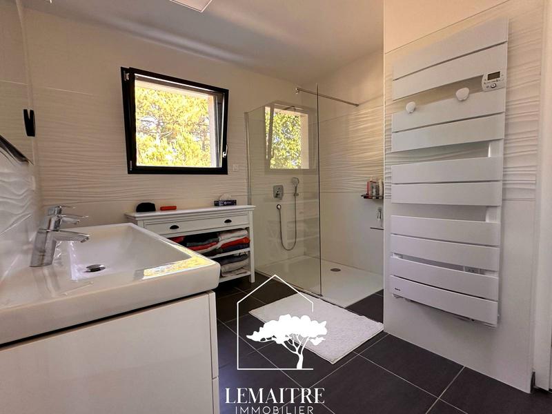 Maison - 163 m² - 5 pièces