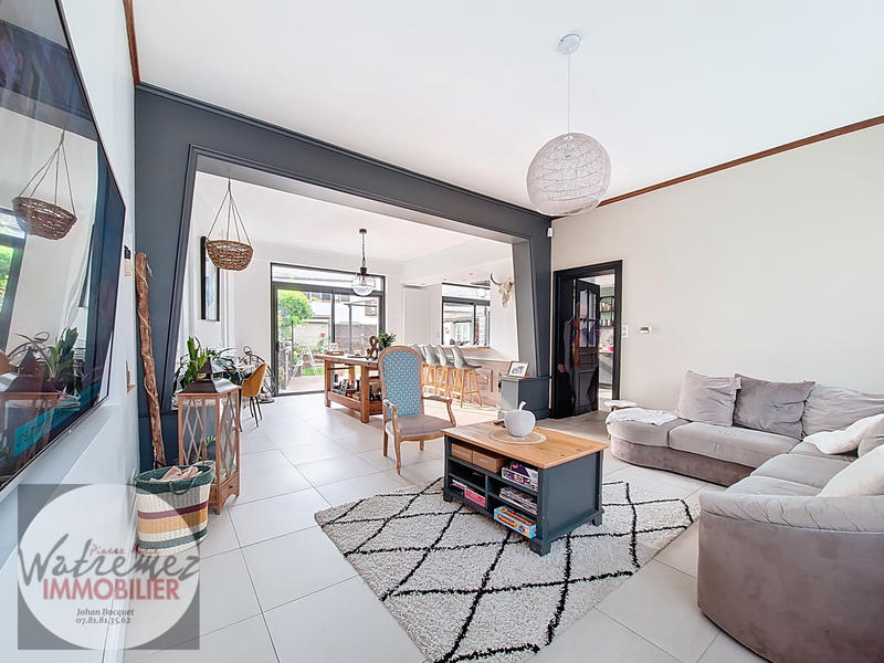 Maison - 185 m² - 7 pièces