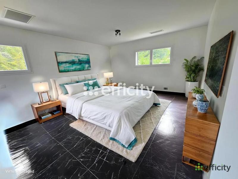 Maison - 166 m² - 6 pièces