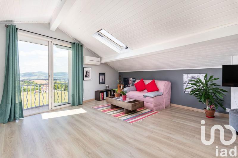 Maison - 180 m² - 6 pièces