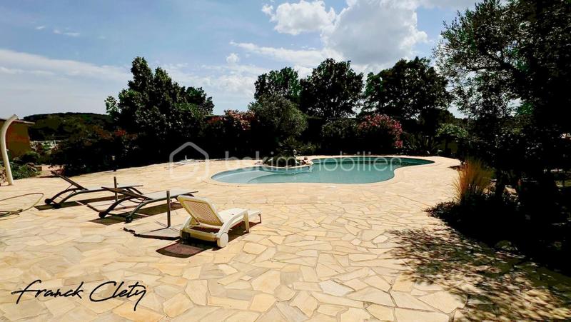 Villa - 175 m² - 6 pièces