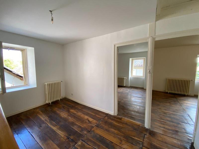 Maison ancienne - 104 m² - 5 pièces