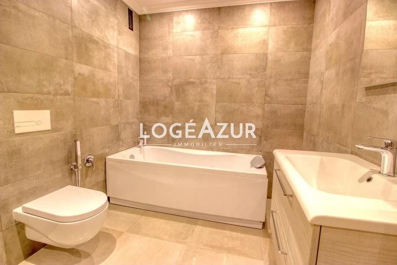 Appartement - 115 m² - 4 pièces