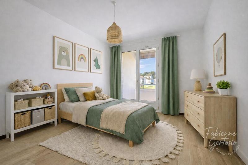 Appartement - 86 m² - 3 pièces