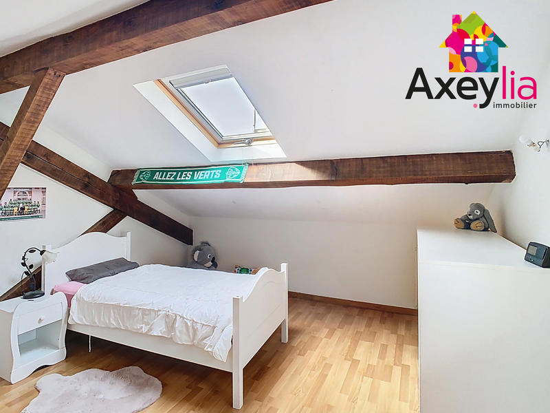 Maison - 103 m² - 5 pièces