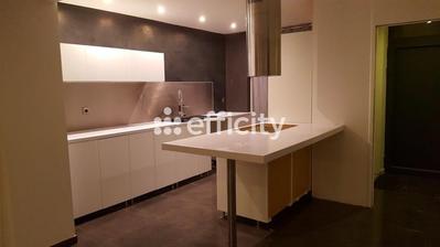 Immeuble - 182 m² - 8 pièces