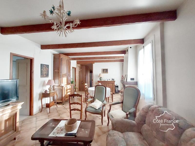 Maison - 100 m² - 5 pièces