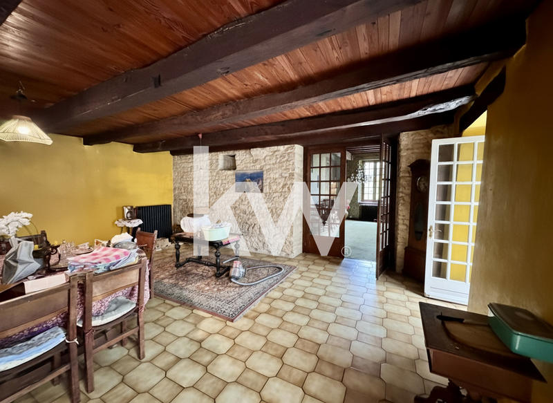 Maison - 185 m² - 5 pièces