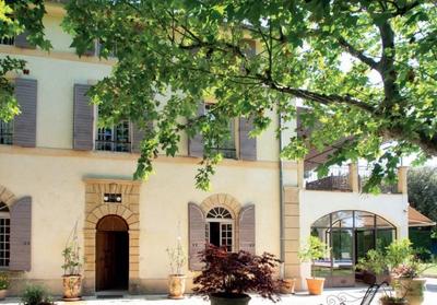 Bastide - 700 m² - 12 pièces