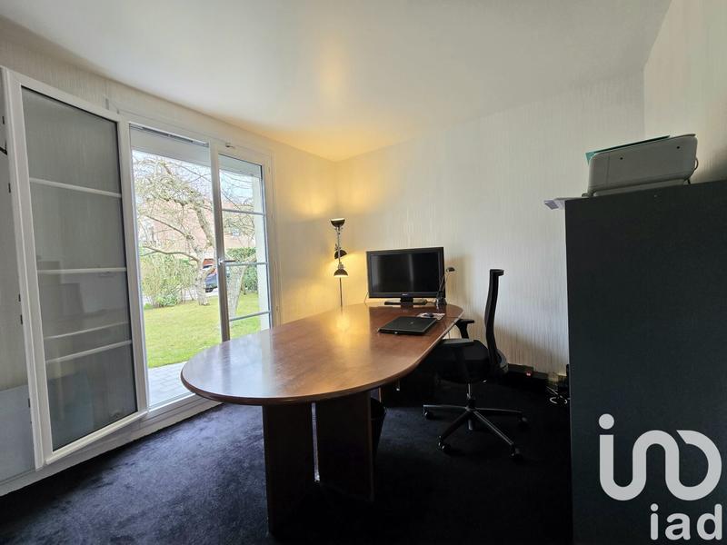 Maison - 219 m² - 8 pièces