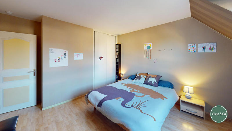 Maison traditionnelle - 91 m² - 4 pièces