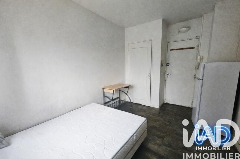 Studio - 11 m² - 1 pièce