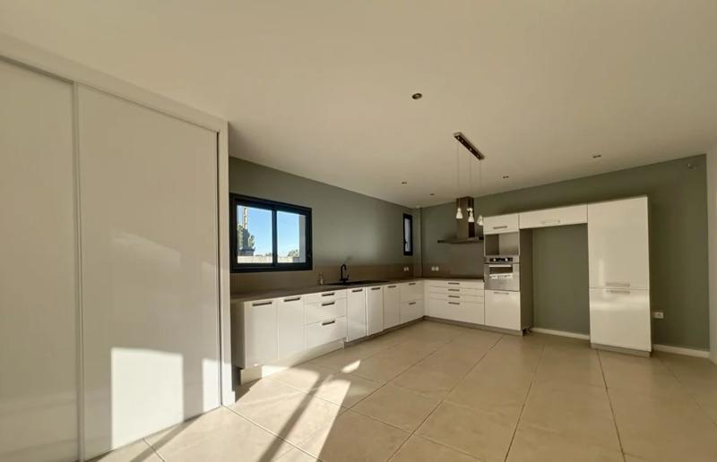 Maison de ville - 130 m² - 4 pièces