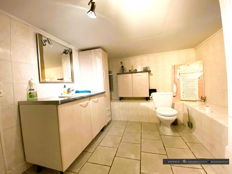 Villa - 180 m² - 5 pièces