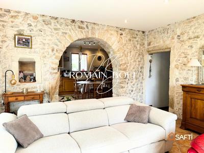 Maison - 250 m² - 11 pièces