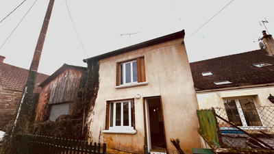 Maison - 85 m² - 4 pièces