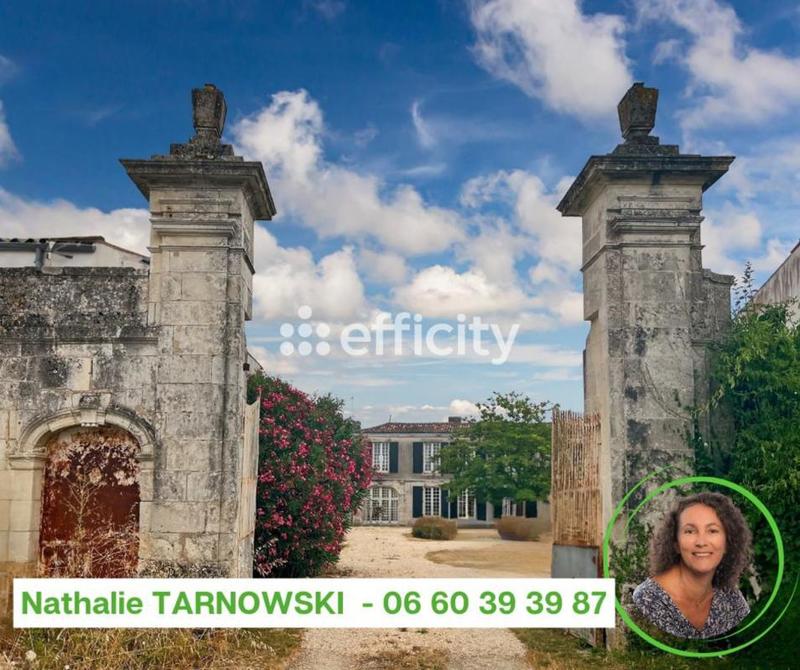 Propriété - 436 m² - 16 pièces