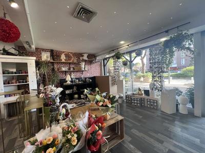 Fonds de commerce - Magasins - 90 m²