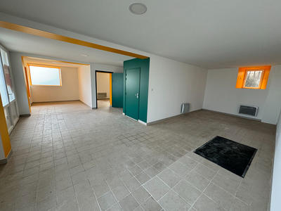 Local commercial - 127 m²