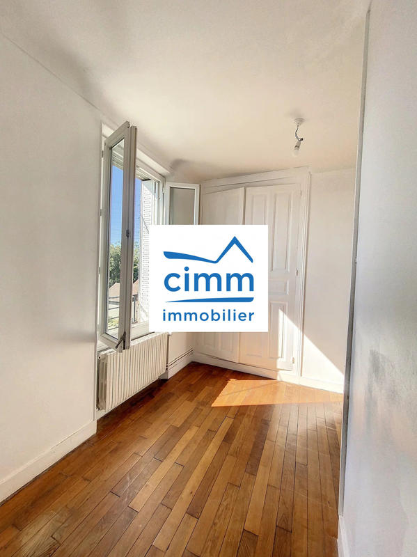 Maison - 83 m² - 5 pièces